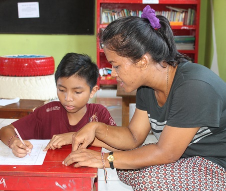 Programma di insegnamento volontario a Bali