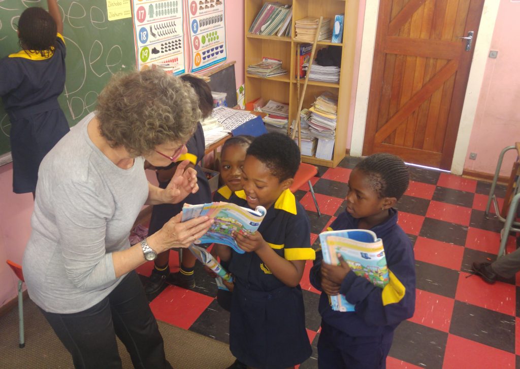 teaching volunteering in south africa