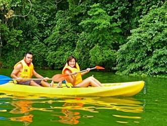 kayak en el lago Danao