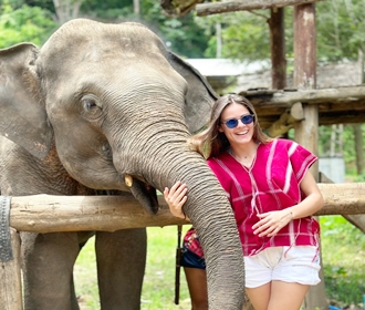 Volunteering at Elephant Sanctuary in Thailand